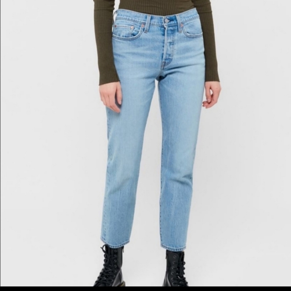 Levis Wedgie Jean's
